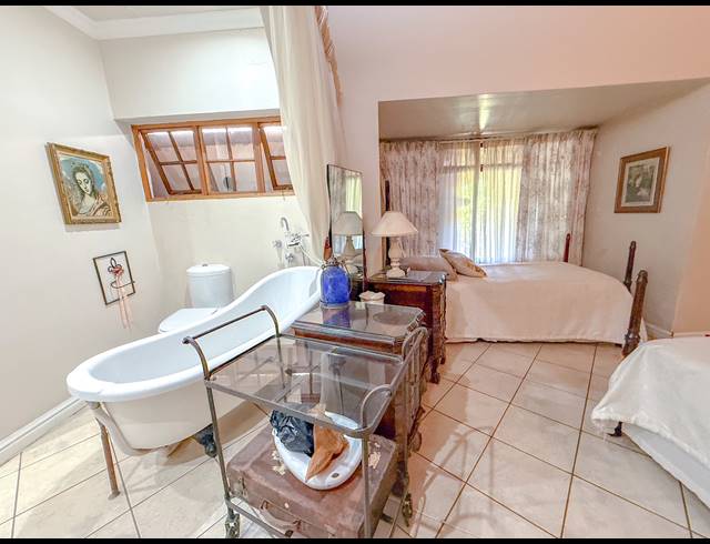 7 BEDROOM HOUSE FOR SALE IN FAIRVIEW